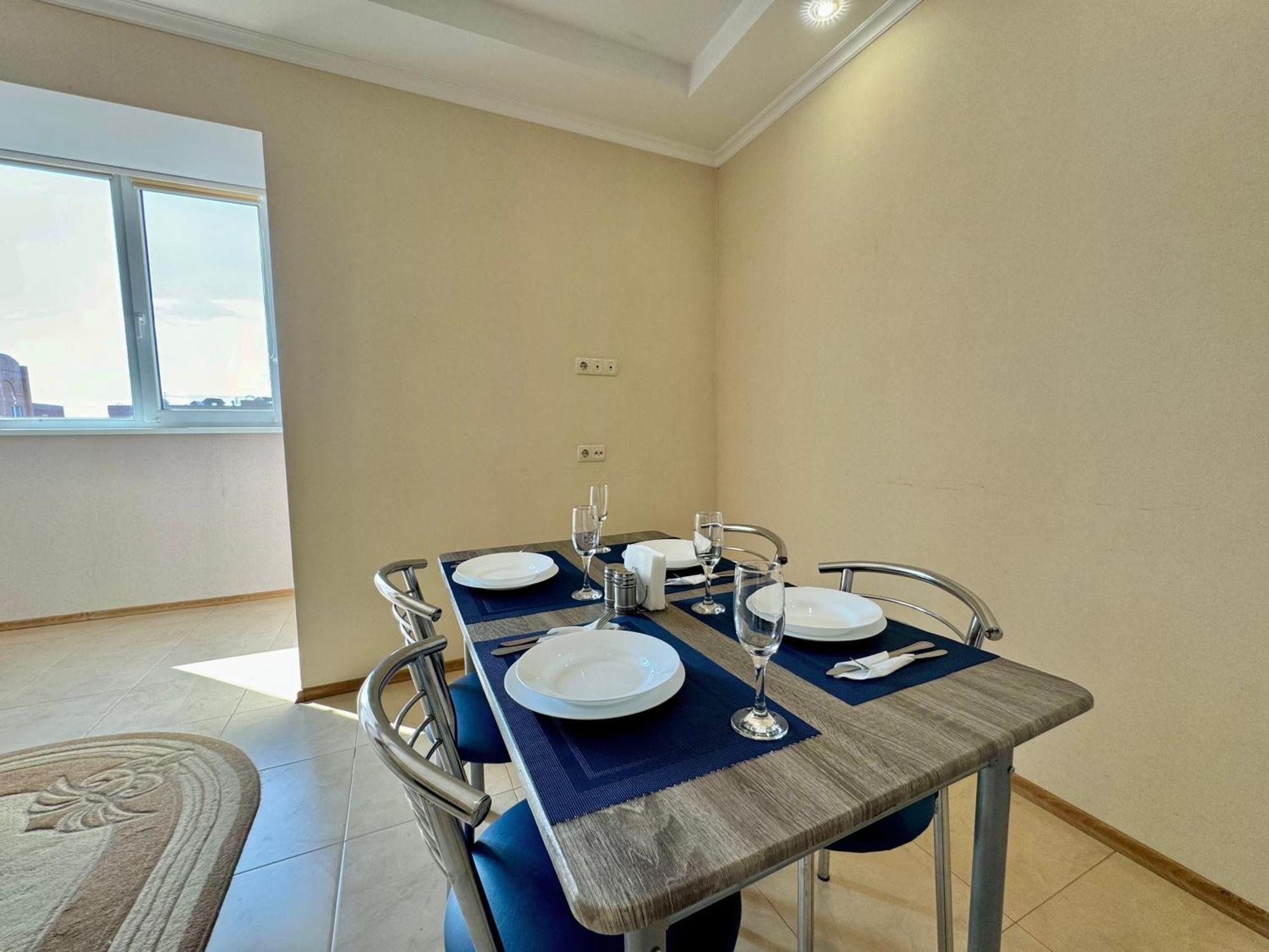 Apartpoltava Світлі Просторі Апартаменти 80М2 , 2-Окремі Кімнати, Новобудова Центр Чек Банківський Eksteriør bilde