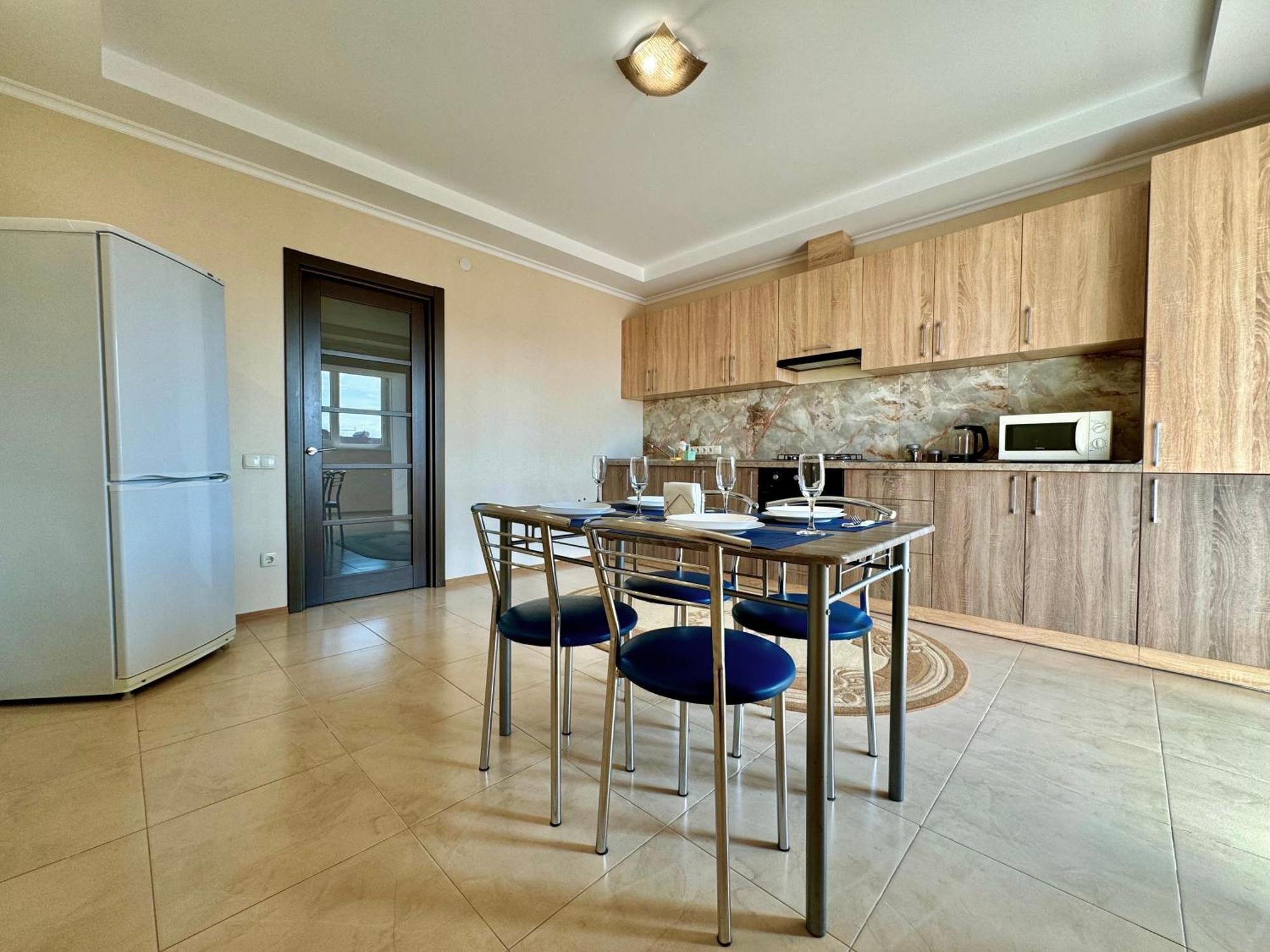 Apartpoltava Світлі Просторі Апартаменти 80М2 , 2-Окремі Кімнати, Новобудова Центр Чек Банківський Eksteriør bilde