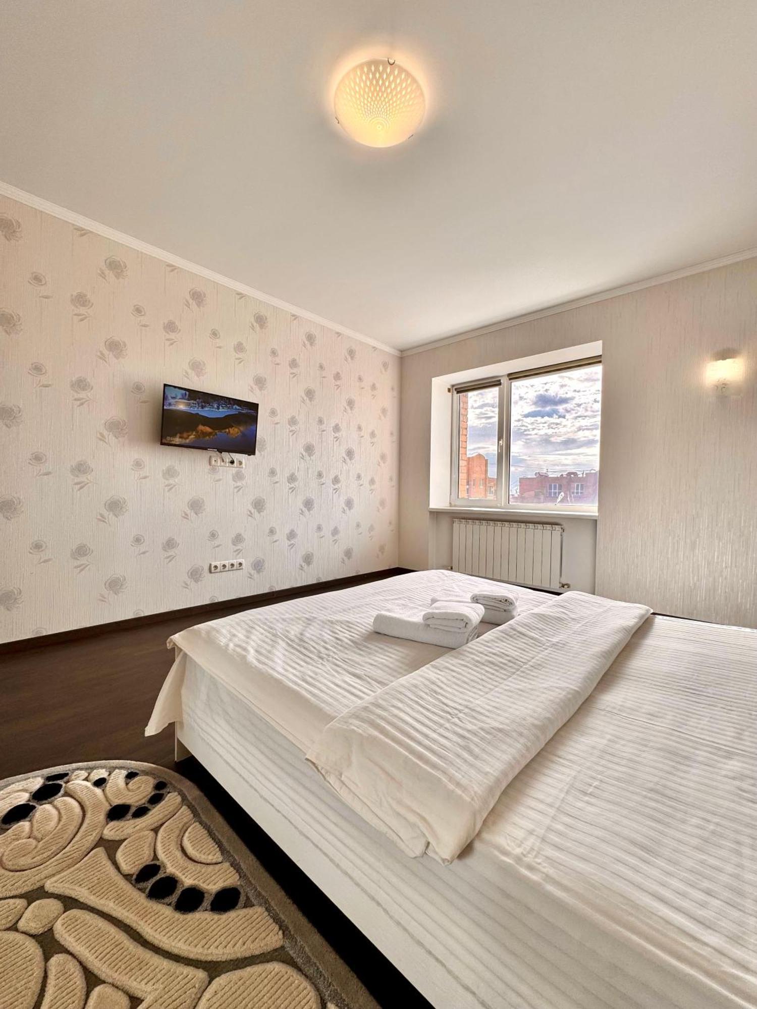 Apartpoltava Світлі Просторі Апартаменти 80М2 , 2-Окремі Кімнати, Новобудова Центр Чек Банківський Eksteriør bilde